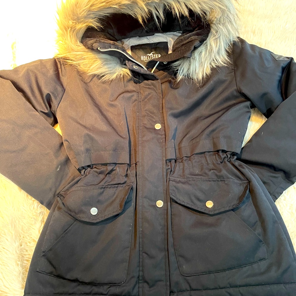 Womens Hollister black parka size medium perfect condition